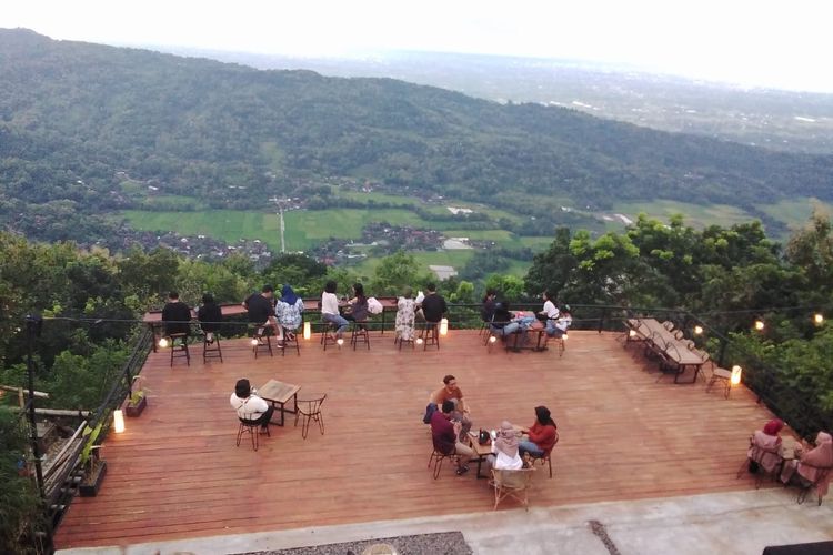 Tempat makan bernama Millenial Coffee & View di Kabupaten Bantul, Yogyakarta (dok. Millenial Coffee & View).