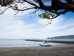 17 Wisata Pantai di Cilacap Yang Menyuguhkan Pemandangan Indah
