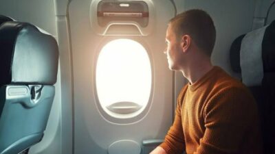 Daftar Enam Tindakan Dilarang di Dalam Pesawat Menurut Pengalaman Bekas Pramugari