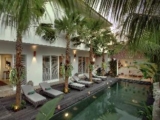 Room & Vespa Suite 4 – Bali – Indonesia