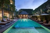 Relaxing Deluxe Room with Balcony near Ubud Palace – Bali – Indonesia