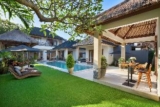 PRIVATE 9 BEDR/ 9 BATH POOL VILLA, CLOSE TO BEACH! – Bali – Indonesia