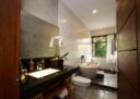 Deluxe Room with Breakfast – Bali – Indonesia