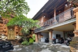 Bali Classical Room Style with Street view – Bali – Indonesia