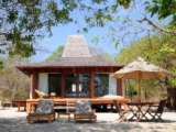 Refreshing 1 BR with Beachfront Villa #M2 – Bali – Indonesia