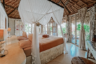 Pool side Lodge 1BR with a Bathtub – Breakfast – Bali – Indonesia